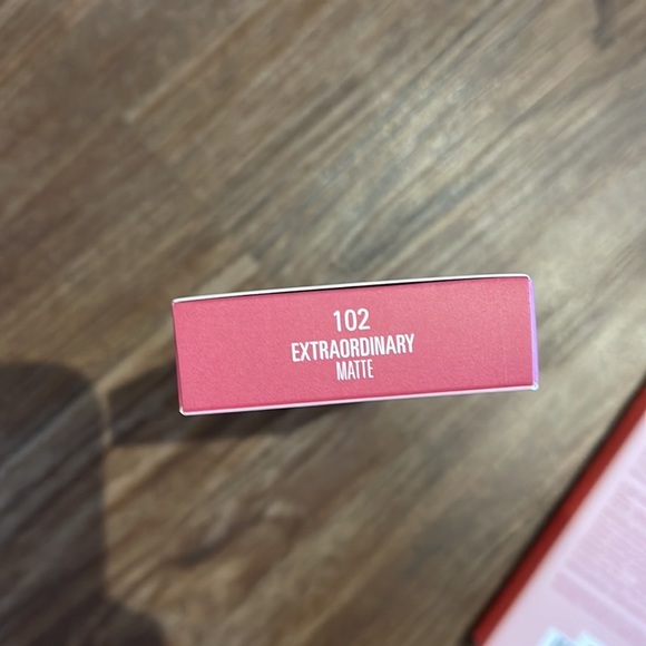 Sold live 10/31 extraordinary Kylie nib